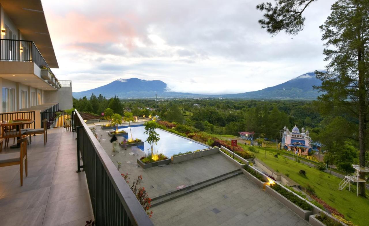 The Balcone Suites & Resort Bukittinggi Exterior foto